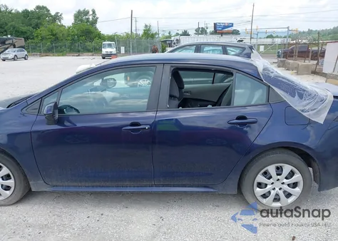 2020 Toyota Corolla Le z USA, uszkodzony, nr VIN 5YFEPRAE2LP110672